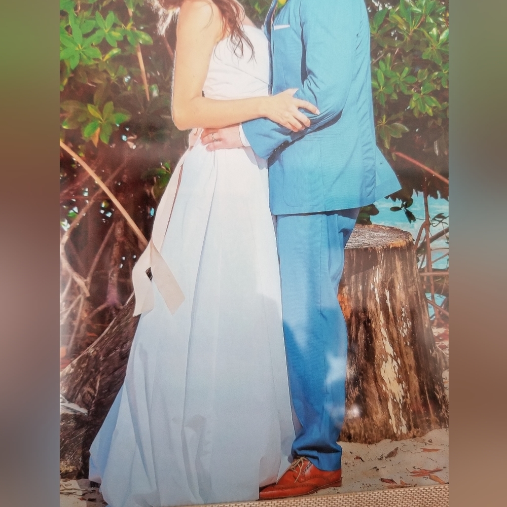 Wedding gown white Size 6